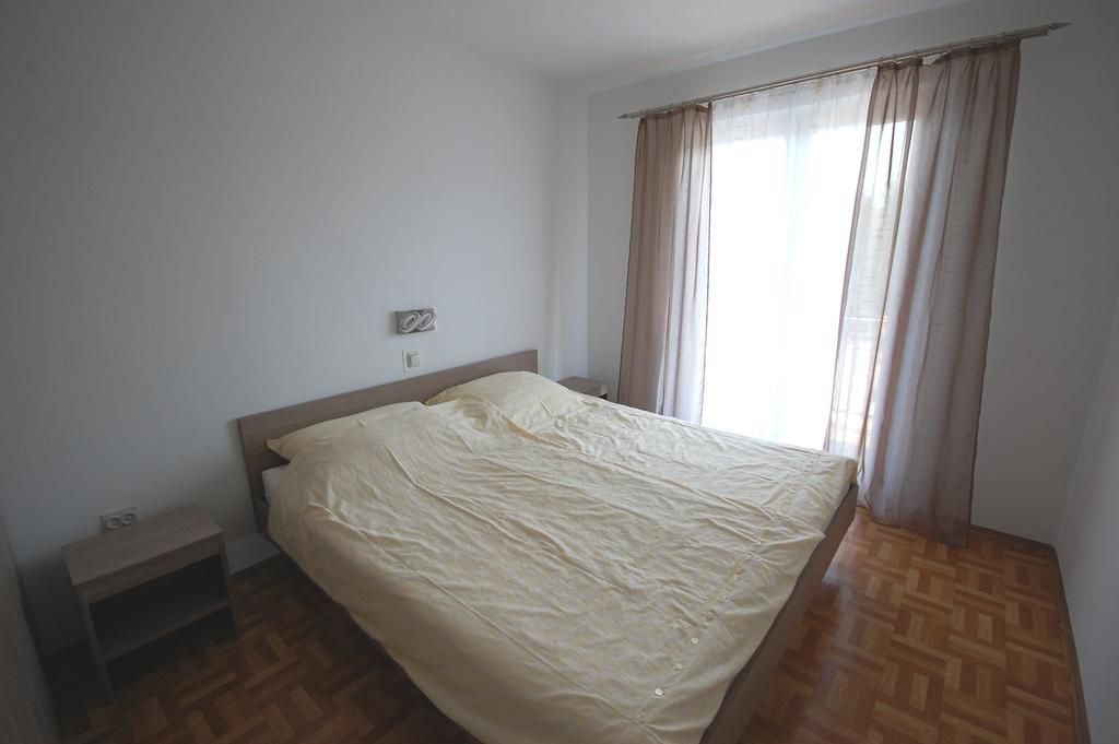Apartments Jakobi By El-Pi Tours Nijvice Zewnętrze zdjęcie